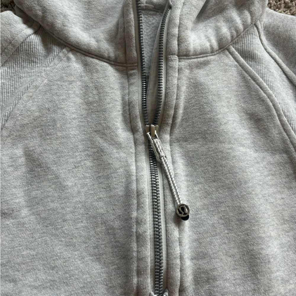 lululemon athletica Pale Gray Half-Zip Cropped Hoodie